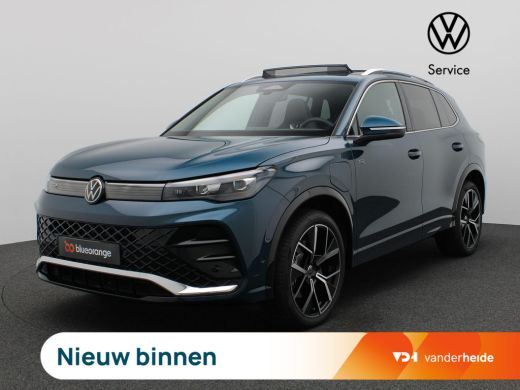 Volkswagen Tiguan 1.5 eHybrid R-Line Edition 272PK DSG Pano-Schuifdak, Adaptieve Cruise Controle, Achteruitrijcamer... Volkswagen Tiguan 1.5 eHybrid R-Line Edition 272PK DSG Pano-Schuifdak, Adaptieve Cruise Controle, Achteruitrijcamer...