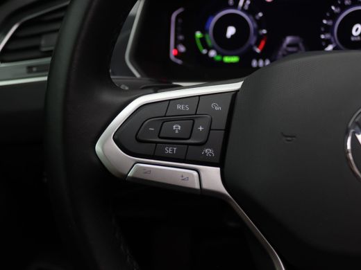 Volkswagen Tiguan 1.4 TSI eHybrid Elegance 245PK DSG Pano-Schuifdak, Matrix Led, Adaptive Cruise Control, Achteruit... ActivLease financial lease