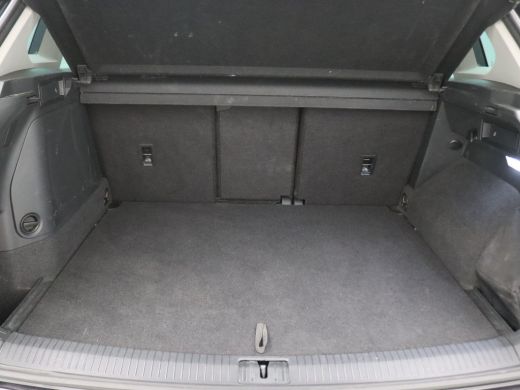 Volkswagen Tiguan 1.4 TSI eHybrid Elegance 245PK DSG Pano-Schuifdak, Matrix Led, Adaptive Cruise Control, Achteruit... ActivLease financial lease