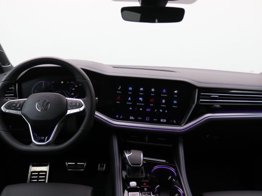 Volkswagen Touareg 3.0 TSi eHybrid 4MOTION R Edition 463PK DSG Pano-Schuifdak, Puglia Leder, 360gr. Camera, Stoelver... ActivLease financial lease