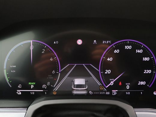 Volkswagen Touareg 3.0 TSi eHybrid 4MOTION R Edition 463PK DSG Pano-Schuifdak, Puglia Leder, 360gr. Camera, Stoelver... ActivLease financial lease