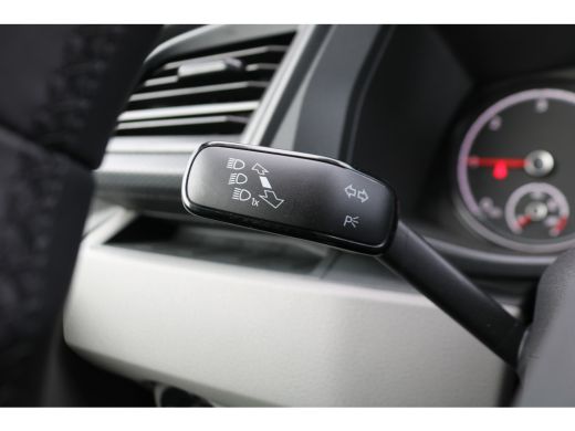 Volkswagen Transporter Caravelle 2.0 TDI 150pk L2 H1 Automaat ActivLease financial lease