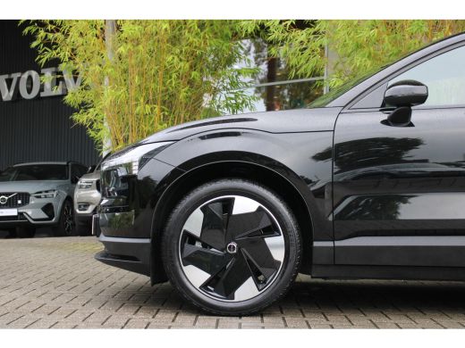 Volvo  EX30 Single Motor Extended Range Plus 69 kWh | Stuur/stoelverwarming | Getint glas | 19" Velgen | Harm... ActivLease financial lease