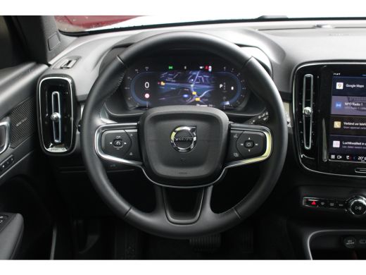 Volvo  XC40 2.0 B4 Plus Dark | Trekhaak | Camera | Harman/Kardon | Pilot Assist ActivLease financial lease