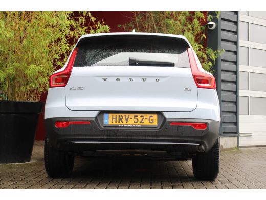 Volvo  XC40 2.0 B4 Plus Dark | Trekhaak | Camera | Harman/Kardon | Pilot Assist ActivLease financial lease