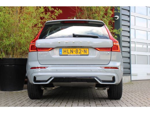 Volvo  XC60 2.0 T6 Plug-in hybrid AWD Ultra Dark | Luchtvering | Trekhaak | Panoramadak | Pilot Assist | Harm... ActivLease financial lease