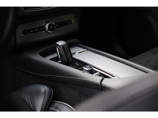Volvo  XC90 2.0 T8 Recharge AWD R-Design | Panoramadak | Harman/Kardon | 22" Velgen | Pilot Assist | Memory ActivLease financial lease