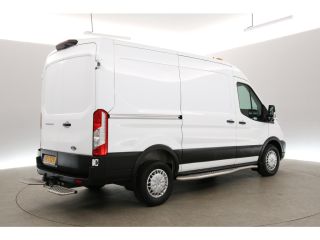 Ford Transit 350 2.0 TDCI L2H2 | 170PK | 2800KG Trekgew. | Trekhaak | Airco | Camera | 3 Persoons | Cruise | N...