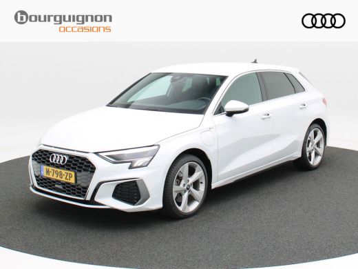 Audi A3 Sportback 40 TFSi e 204 Pk Automaat S-Line | Full LED | 18 Inch | Adaptive Cruise | App Connect |... Audi A3 Sportback 40 TFSi e 204 Pk Automaat S-Line | Full LED | 18 Inch | Adaptive Cruise | App Connect |...