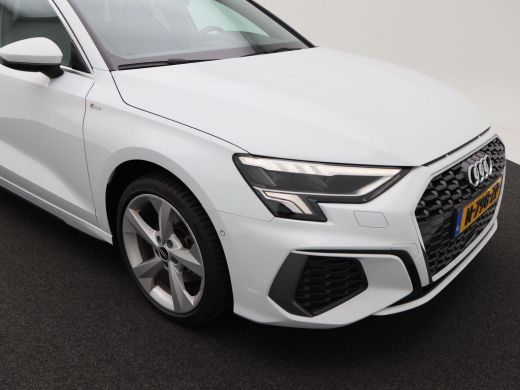 Audi A3 Sportback 40 TFSi e 204 Pk Automaat S-Line | Full LED | 18 Inch | Adaptive Cruise | App Connect |... ActivLease financial lease