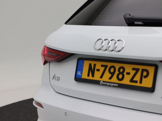Audi A3 Sportback 40 TFSi e 204 Pk Automaat S-Line | Full LED | 18 Inch | Adaptive Cruise | App Connect |... ActivLease financial lease