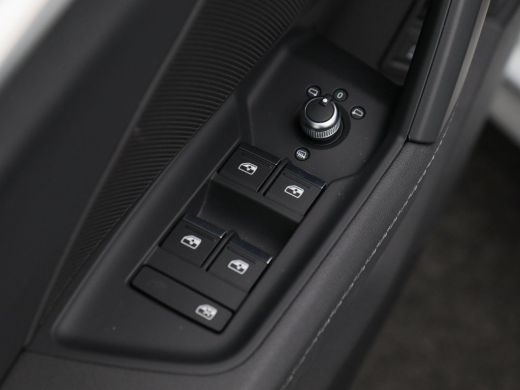 Audi A3 Sportback 40 TFSi e 204 Pk Automaat S-Line | Full LED | 18 Inch | Adaptive Cruise | App Connect |... ActivLease financial lease