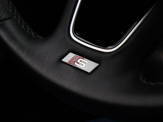 Audi A3 Sportback 40 TFSi e 204 Pk Automaat S-Line | Full LED | 18 Inch | Adaptive Cruise | App Connect |... ActivLease financial lease