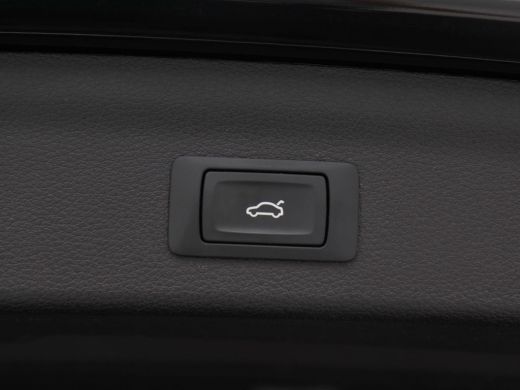 Audi Q3 35 TFSi 150 Pk Automaat S-Line | Full LED | Navigatie | 18 Inch | Zwart Optiek | Cruise Controle ... ActivLease financial lease