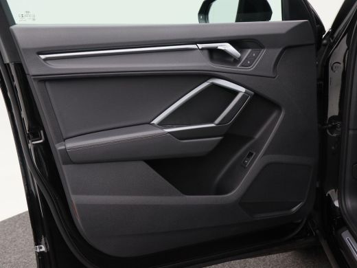 Audi Q3 35 TFSi 150 Pk Automaat S-Line | Full LED | Navigatie | 18 Inch | Zwart Optiek | Cruise Controle ... ActivLease financial lease
