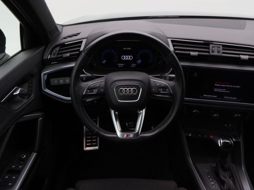 Audi Q3 35 TFSi 150 Pk Automaat S-Line | Full LED | Navigatie | 18 Inch | Zwart Optiek | Cruise Controle ... ActivLease financial lease