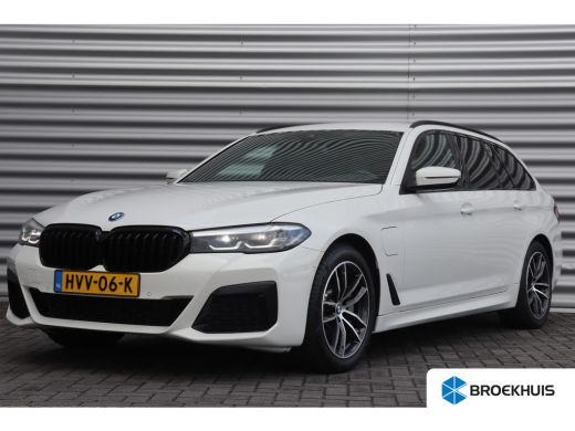 BMW 5 Serie Touring 530e 292PK X-DRIVE HIGH EXECUTIVE M-SPORT / NAVI / LEDER / FULL-LED / CLIMA / PDC / 18" L... BMW 5 Serie Touring 530e 292PK X-DRIVE HIGH EXECUTIVE M-SPORT / NAVI / LEDER / FULL-LED / CLIMA / PDC / 18" L...