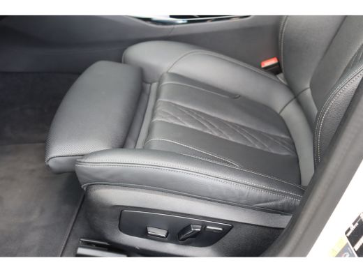 BMW 5 Serie Touring 530e 292PK X-DRIVE HIGH EXECUTIVE M-SPORT / NAVI / LEDER / FULL-LED / CLIMA / PDC / 18" L... ActivLease financial lease