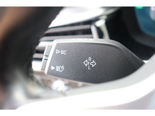 BMW 5 Serie Touring 530e 292PK X-DRIVE HIGH EXECUTIVE M-SPORT / NAVI / LEDER / FULL-LED / CLIMA / PDC / 18" L... ActivLease financial lease