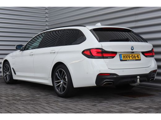 BMW 5 Serie Touring 530e 292PK X-DRIVE HIGH EXECUTIVE M-SPORT / NAVI / LEDER / FULL-LED / CLIMA / PDC / 18" L... ActivLease financial lease