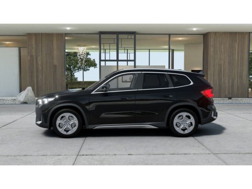 BMW iX1 eDrive20 Pure Edition / Fiscale waarde € 44.995,= ActivLease financial lease