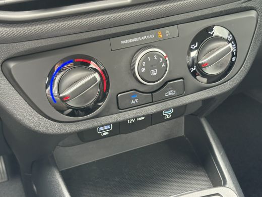 Hyundai i10 66pk Comfort Smart | LED | Airco | Carplay | Camera | Navigatie | Bluetooth | Cruisecontrol | 1e ... ActivLease financial lease