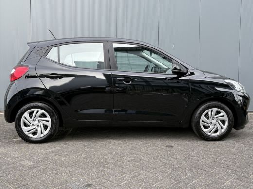 Hyundai i10 66pk Comfort Smart | LED | Airco | Carplay | Camera | Navigatie | Bluetooth | Cruisecontrol | 1e ... ActivLease financial lease