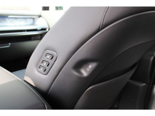Hyundai IONIQ 9 9 Lounge AWD+ 7p. 110.3 kWh | 21-inch lichtmetalen velgen | Schuifkanteldak | Verschuifbare achte... ActivLease financial lease