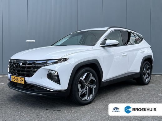 Hyundai Tucson 1.6 T-GDI 265pk PHEV Comfort Smart 4WD | Climate | Camera | Carplay | Keyless | Navigatie | Full ... Hyundai Tucson 1.6 T-GDI 265pk PHEV Comfort Smart 4WD | Climate | Camera | Carplay | Keyless | Navigatie | Full ...