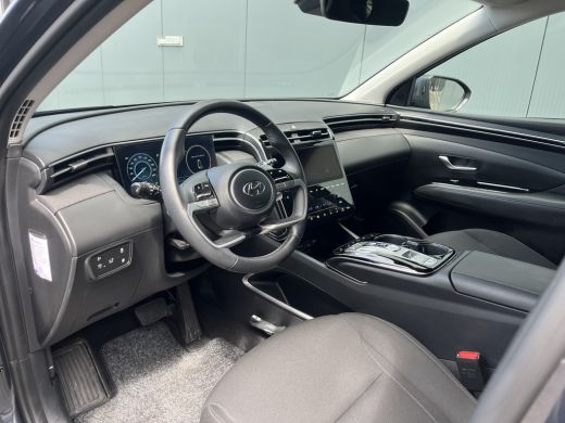 Hyundai Tucson 1.6 T-GDI 265pk PHEV Comfort Smart 4WD | Climate | Camera | Carplay | Keyless | Navigatie | Full ... ActivLease financial lease