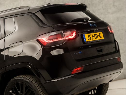Jeep Compass 4xe 240 Plug-in Hybrid S Black Sport 240Pk Automaat (VIRTUAL COCKPIT, APPLE CARPLAY, GROOT NAVI, ... ActivLease financial lease