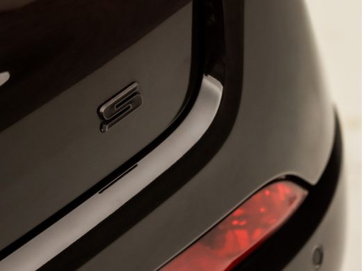 Jeep Compass 4xe 240 Plug-in Hybrid S Black Sport 240Pk Automaat (VIRTUAL COCKPIT, APPLE CARPLAY, GROOT NAVI, ... ActivLease financial lease
