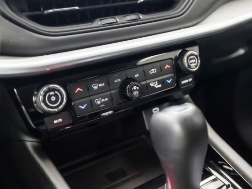 Jeep Compass 4xe 240 Plug-in Hybrid S Black Sport 240Pk Automaat (VIRTUAL COCKPIT, APPLE CARPLAY, GROOT NAVI, ... ActivLease financial lease