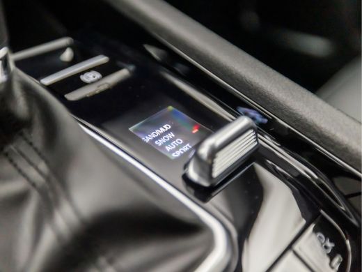 Jeep Compass 4xe 240 Plug-in Hybrid S Black Sport 240Pk Automaat (VIRTUAL COCKPIT, APPLE CARPLAY, LEDER, STUUR... ActivLease financial lease