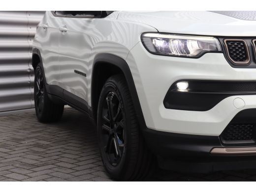 Jeep Compass 4XE 240PK PLUG-IN HYBRID ELECTRIC UPLAND AUTOMAAT / NAVI / LEDER / CLIMA / FULL-LED / CAMERA / 18... ActivLease financial lease