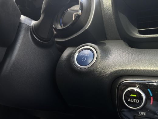 Mazda 2 Hybrid Hybrid 1.5 Select | Stoel/stuur verwarming | Achteruitrij camera | Led lampen | Panorama dak | Kl... ActivLease financial lease