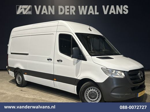 Mercedes-Benz Sprinter 317CDI 170pk L2H2 Airco | Camera | Apple Carplay | Android Auto | Trekhaak MBUX, Bijrijdersbank Mercedes-Benz Sprinter 317CDI 170pk L2H2 Airco | Camera | Apple Carplay | Android Auto | Trekhaak MBUX, Bijrijdersbank