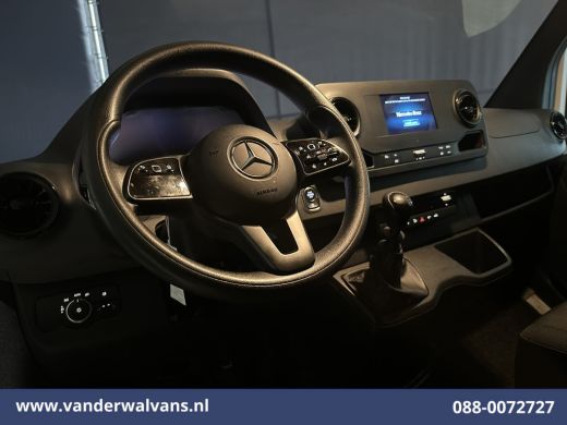 Mercedes-Benz Sprinter 317CDI 170pk L2H2 Airco | Camera | Apple Carplay | Android Auto | Trekhaak MBUX, Bijrijdersbank ActivLease financial lease