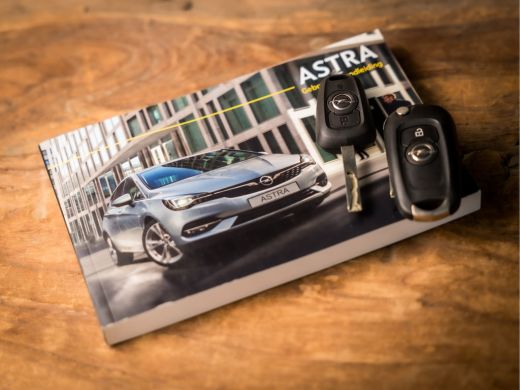 Opel Astra Sports Tourer 1.2 Innovation Sport (APPLE CARPLAY, CAMERA, GROOT NAVIGATIE, ADAPTIVE CRUISE, LEDE... ActivLease financial lease