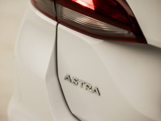 Opel Astra Sports Tourer 1.2 Innovation Sport (APPLE CARPLAY, CAMERA, GROOT NAVIGATIE, ADAPTIVE CRUISE, LEDE... ActivLease financial lease