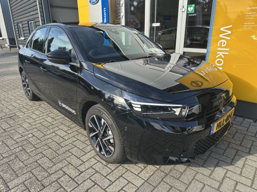Opel Corsa 1.2 100PK Turbo GS | CAMERA| PARKEERSENSOREN V+A| CRUISE CONTROL| DAB| DODEHOEK DETECTIE| ActivLease financial lease