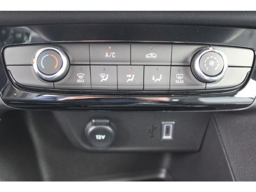 Opel Corsa Edition | Dode hoek waarschuwing | Draadloze Apple Carplay en Android Auto | LED koplampen met LE... ActivLease financial lease