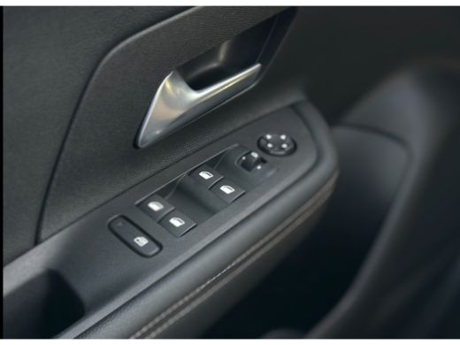 Opel Mokka 1.2 Turbo Hybrid GS | Achteruitrijcamera | Binnenspiegel automatisch dimmend | Cruise control ActivLease financial lease