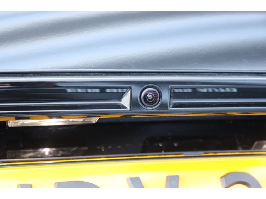 Peugeot 2008 1.2 PURETECH 130PK GT PACK AUTOMAAT / NAVI / LEDER / CLIMA / LED / PDC / 17" LMV / KEYLESS / ALCA... ActivLease financial lease