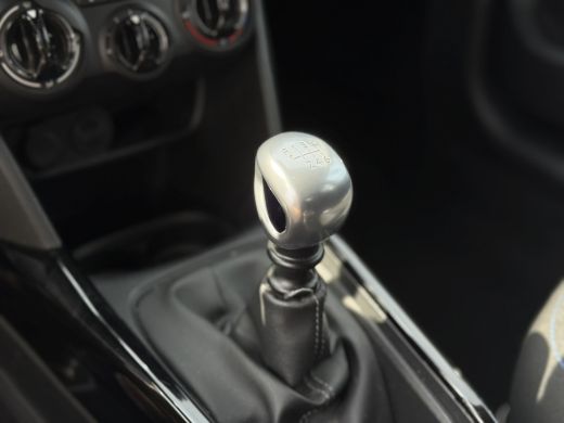 Peugeot 2008 Signature | Airco | Buitenspiegels elektrisch inklapbaar | Cruise control ActivLease financial lease