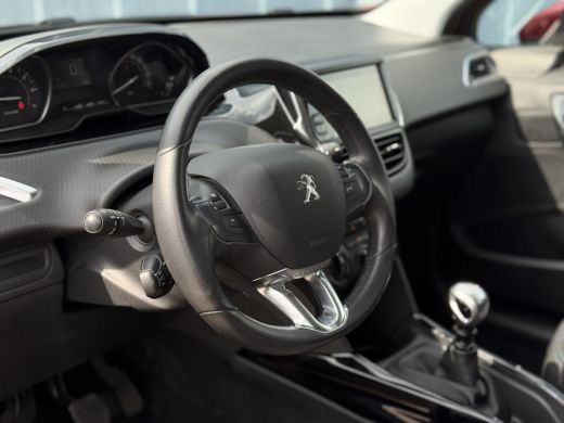 Peugeot 2008 Signature | Airco | Buitenspiegels elektrisch inklapbaar | Cruise control ActivLease financial lease