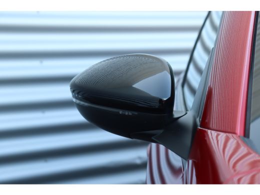 Peugeot 208 1.2 PURETECH 100PK ACTIVE PACK / NAVI / CLIMA / LED / PDC / 16" LMV / BLUETOOTH / CRUISECONTROL /... ActivLease financial lease