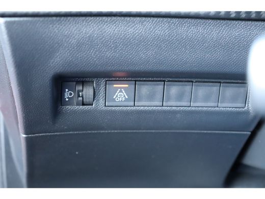Peugeot 208 1.2 PURETECH 100PK ACTIVE PACK / NAVI / CLIMA / LED / PDC / 16" LMV / BLUETOOTH / CRUISECONTROL /... ActivLease financial lease