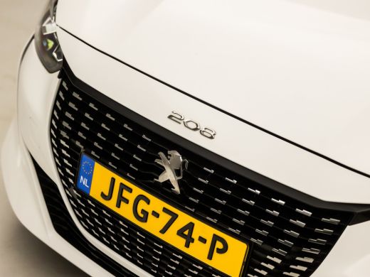 Peugeot 208 1.2 PureTech Allure Sport Automaat (VIRTUAL COCKPIT, APPLE CARPLAY, GROOT NAVI, LEDER, SPORTSTOEL... ActivLease financial lease