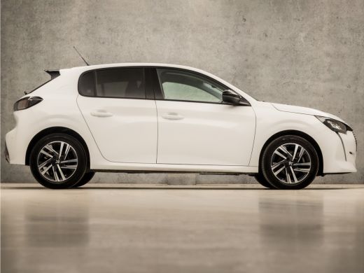 Peugeot 208 1.2 PureTech Allure Sport Automaat (VIRTUAL COCKPIT, APPLE CARPLAY, GROOT NAVI, LEDER, SPORTSTOEL... ActivLease financial lease